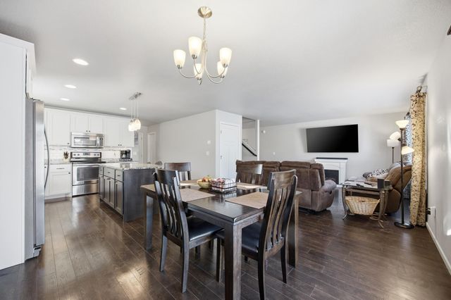 1504 36th Avenue S, Moorhead, MN 56560