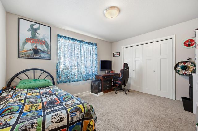 1504 36th Avenue S, Moorhead, MN 56560