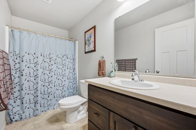 1504 36th Avenue S, Moorhead, MN 56560