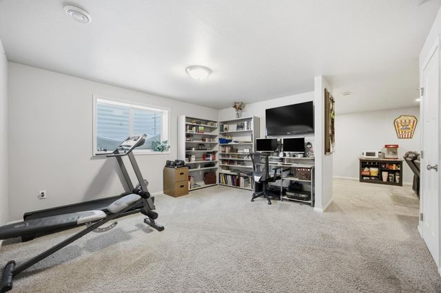 1504 36th Avenue S, Moorhead, MN 56560