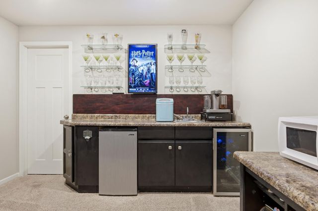 1504 36th Avenue S, Moorhead, MN 56560