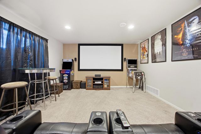 1504 36th Avenue S, Moorhead, MN 56560