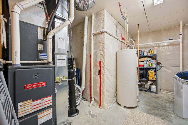 1504 36th Avenue S, Moorhead, MN 56560