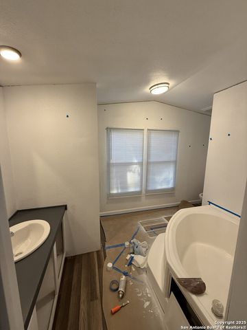 13835 Owl Tree, San Antonio, TX 78253