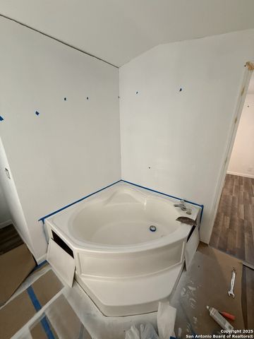 13835 Owl Tree, San Antonio, TX 78253