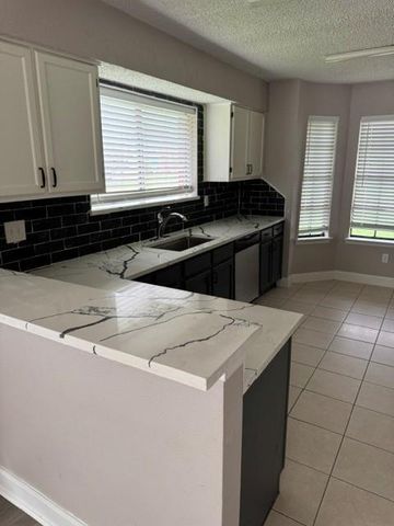 7315 Livery Lane, Cypress, TX 77433