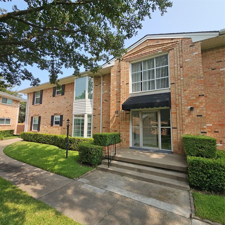 6033 Sandhurst Lane D, Dallas, TX 75206