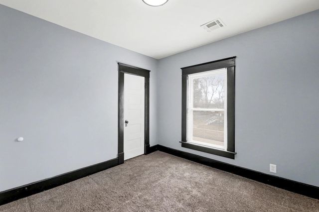 1132 W Munnell St Apt A, Wichita, KS 67213