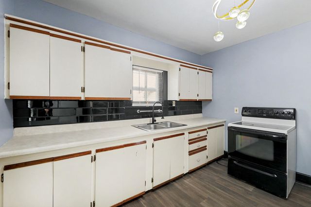 1132 W Munnell St Apt A, Wichita, KS 67213