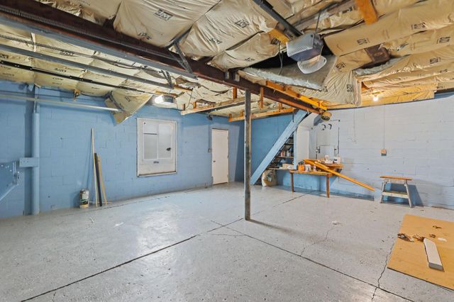 1132 W Munnell St Apt A, Wichita, KS 67213