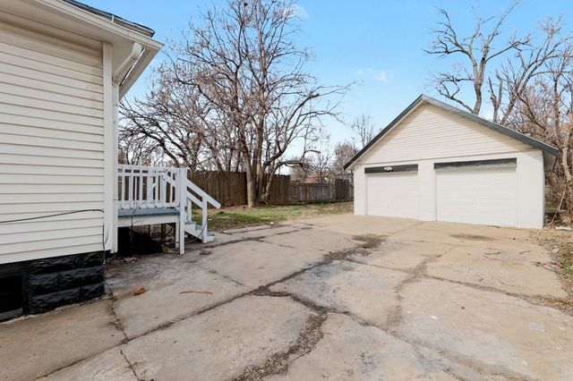 1132 W Munnell St Apt A, Wichita, KS 67213