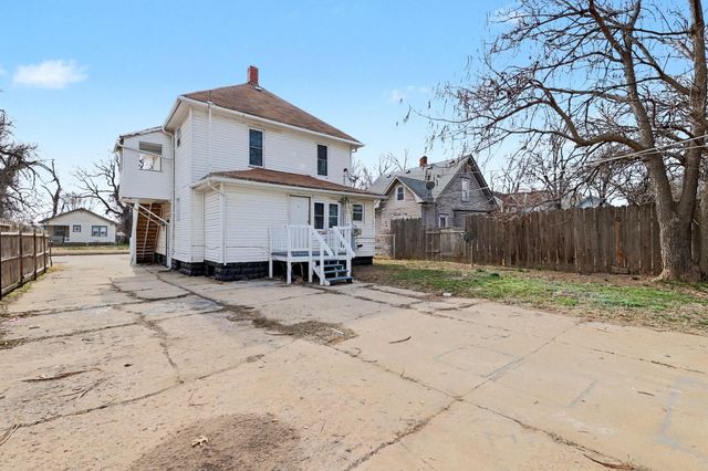 1132 W Munnell St Apt A, Wichita, KS 67213