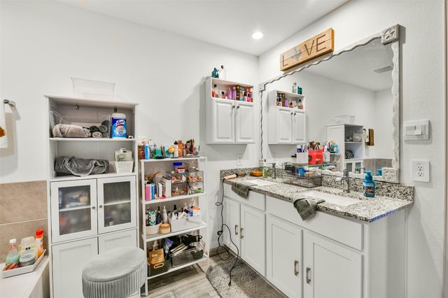 9621 Wall Street, Texas City, TX 77591