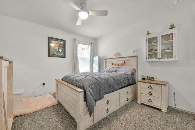 9621 Wall Street, Texas City, TX 77591