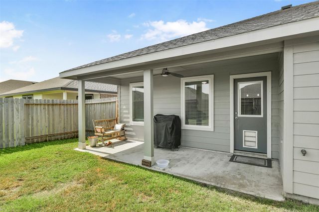9621 Wall Street, Texas City, TX 77591