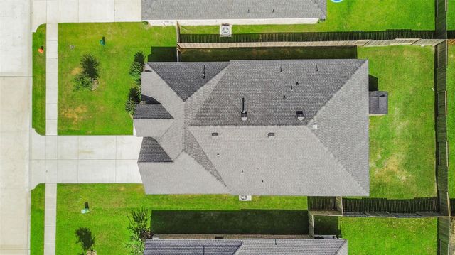 9621 Wall Street, Texas City, TX 77591