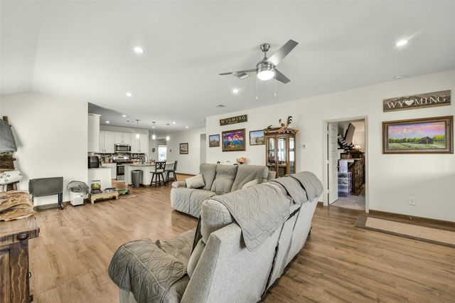 9621 Wall Street, Texas City, TX 77591