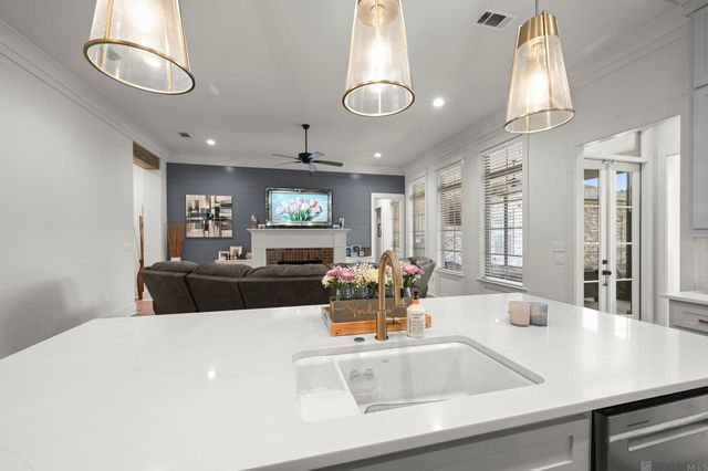 12896 Solemn Oaks Ave, Baton Rouge, LA 70818
