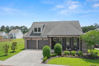 12896 Solemn Oaks Ave, Baton Rouge, LA 70818
