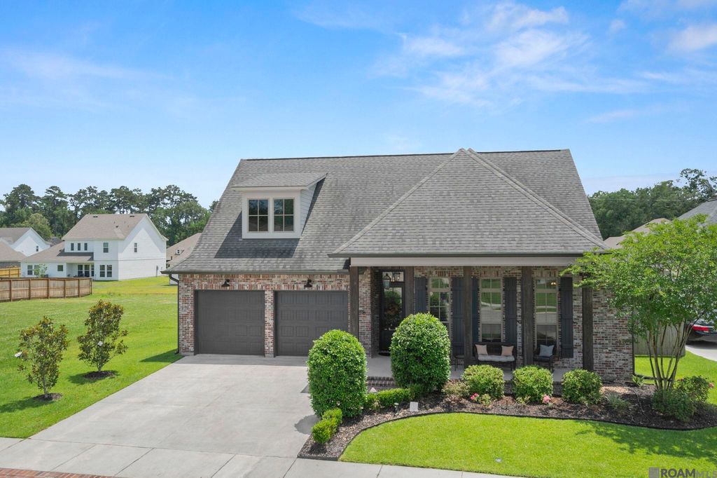 12896 Solemn Oaks Ave, Baton Rouge, LA 70818