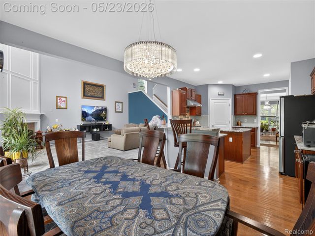 50182 Black Horse Lane, Canton Charter Township, MI 48188