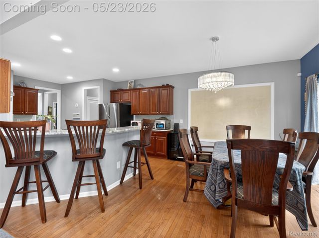 50182 Black Horse Lane, Canton Charter Township, MI 48188