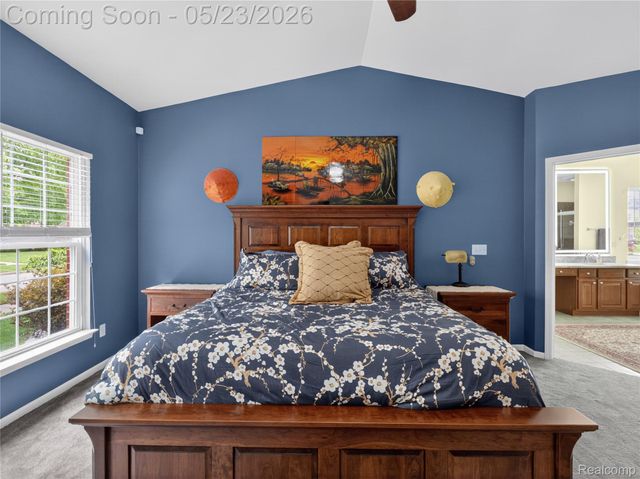 50182 Black Horse Lane, Canton Charter Township, MI 48188