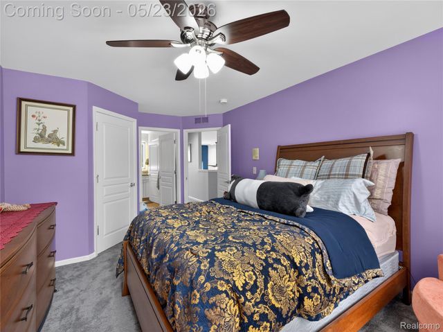 50182 Black Horse Lane, Canton Charter Township, MI 48188