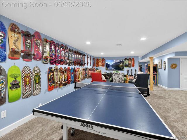 50182 Black Horse Lane, Canton Charter Township, MI 48188