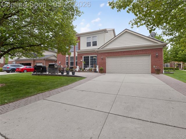 50182 Black Horse Lane, Canton Charter Township, MI 48188