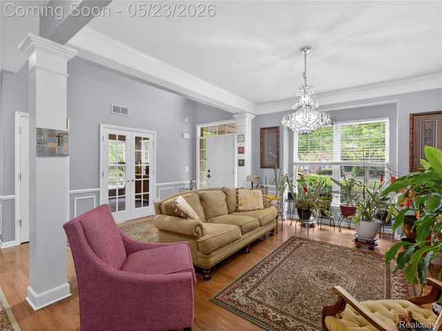 50182 Black Horse Lane, Canton Charter Township, MI 48188