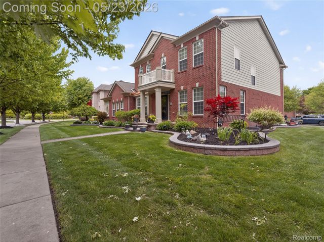50182 Black Horse Lane, Canton Charter Township, MI 48188