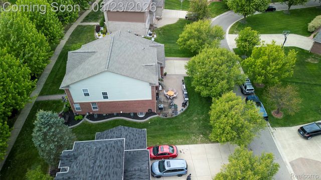 50182 Black Horse Lane, Canton Charter Township, MI 48188