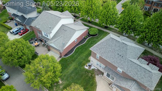 50182 Black Horse Lane, Canton Charter Township, MI 48188