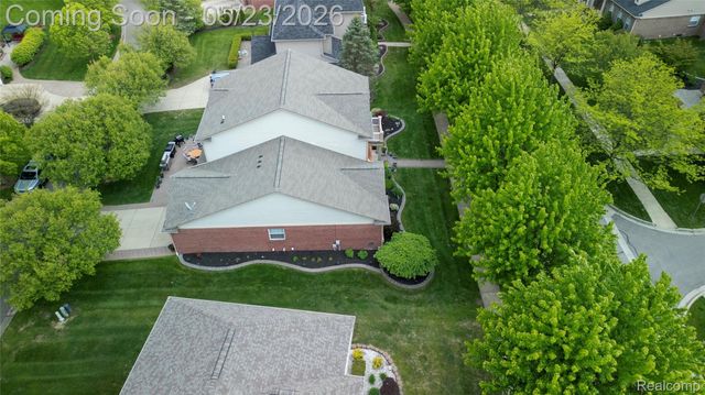 50182 Black Horse Lane, Canton Charter Township, MI 48188