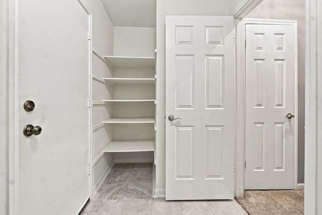 4001 Hazelwood Drive, Pearland, TX 77584