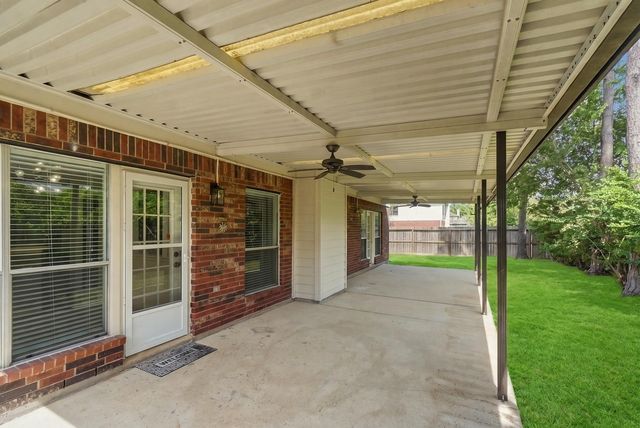 4001 Hazelwood Drive, Pearland, TX 77584