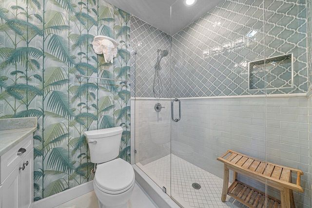 414 NE 7TH Avenue, Delray Beach, FL 33483