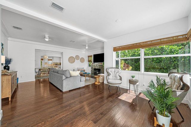 414 NE 7TH Avenue, Delray Beach, FL 33483