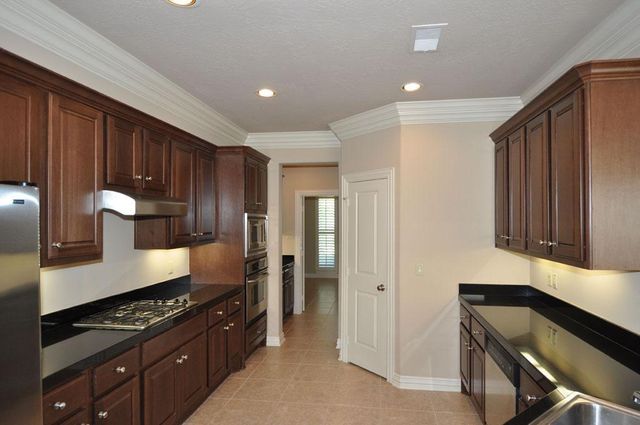 2055 Spring Cedar Lane, Houston, TX 77077