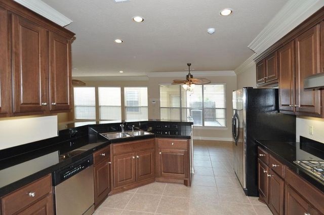 2055 Spring Cedar Lane, Houston, TX 77077