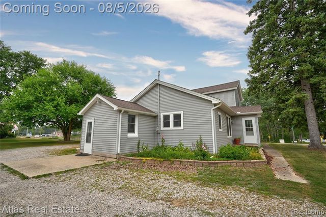 507 Ortonville Rd Road, Ortonville, MI 48462