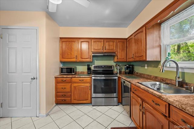 147 Lockwood Road, Cortlandt Manor, NY 10567