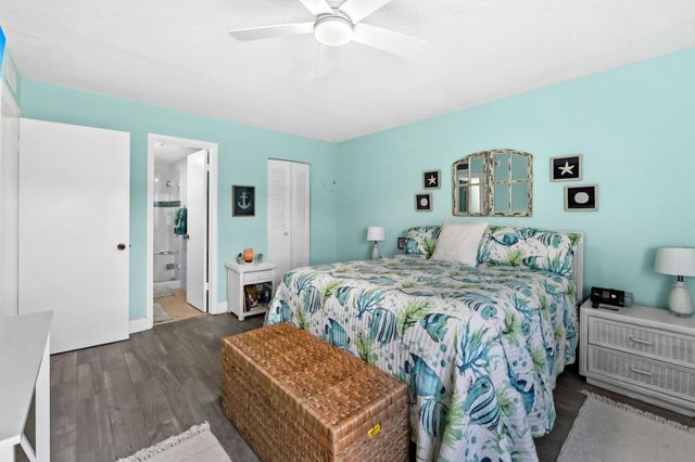 504 Davis Road 97, Palm Springs, FL 33461