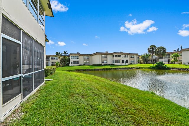 504 Davis Road 97, Palm Springs, FL 33461