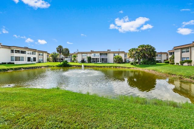 504 Davis Road 97, Palm Springs, FL 33461