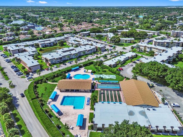 504 Davis Road 97, Palm Springs, FL 33461