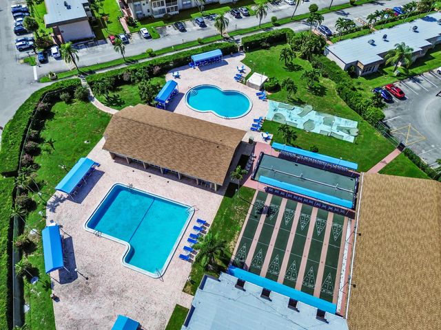 504 Davis Road 97, Palm Springs, FL 33461