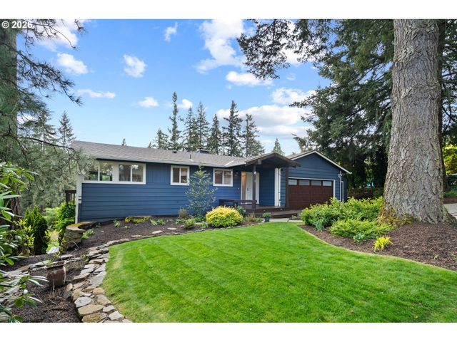 2194 VALLEY VIEW Dr, West Linn, OR 97068