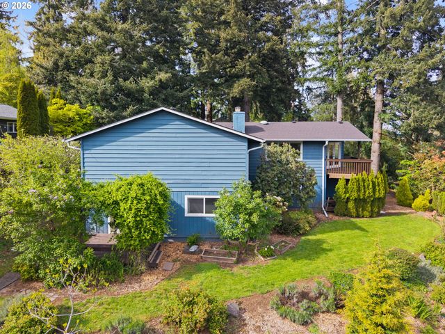 2194 VALLEY VIEW Dr, West Linn, OR 97068